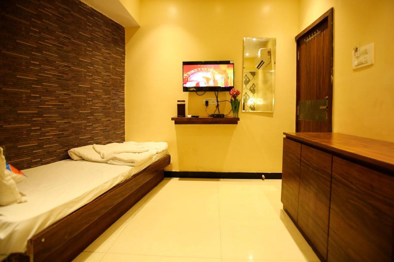מלון Garden Creek Residency - Near To Mumbai International Airport מראה חיצוני תמונה