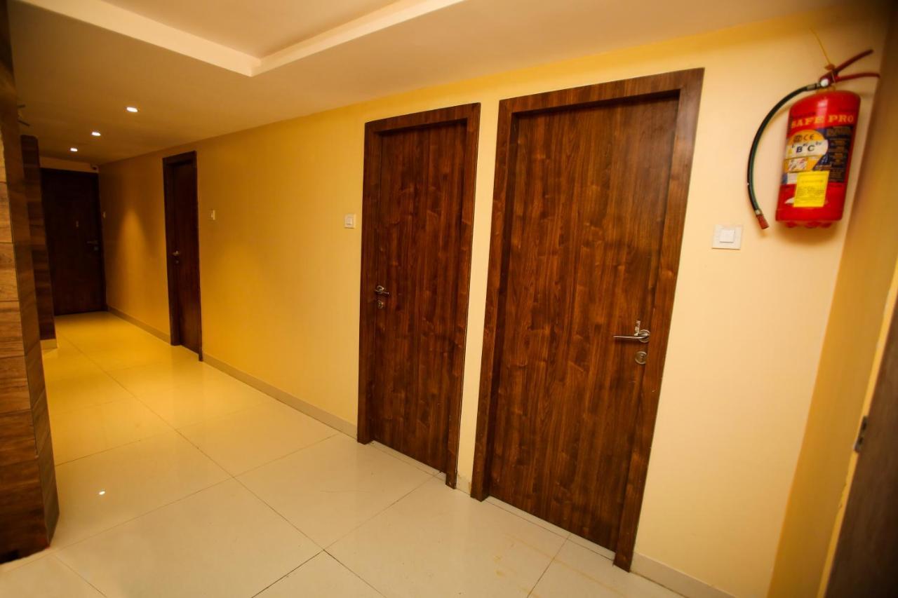 מלון Garden Creek Residency - Near To Mumbai International Airport מראה חיצוני תמונה